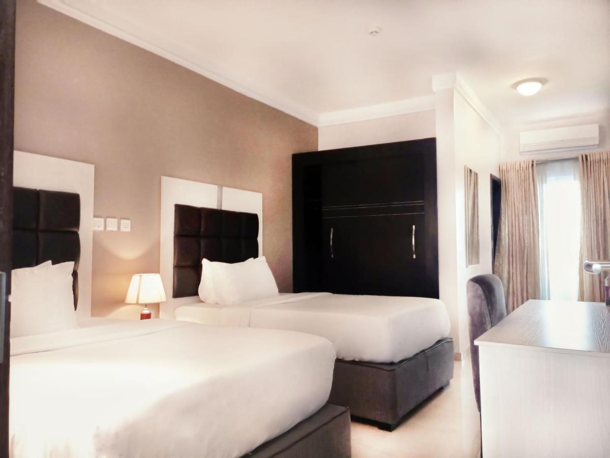 Swiss International Beland Hotel Owerri Extérieur photo