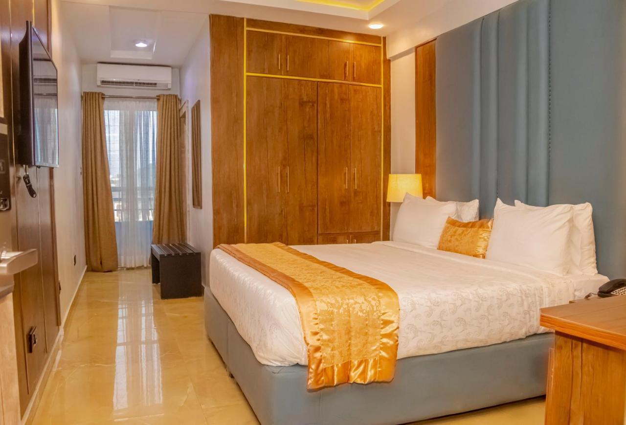 Swiss International Beland Hotel Owerri Extérieur photo